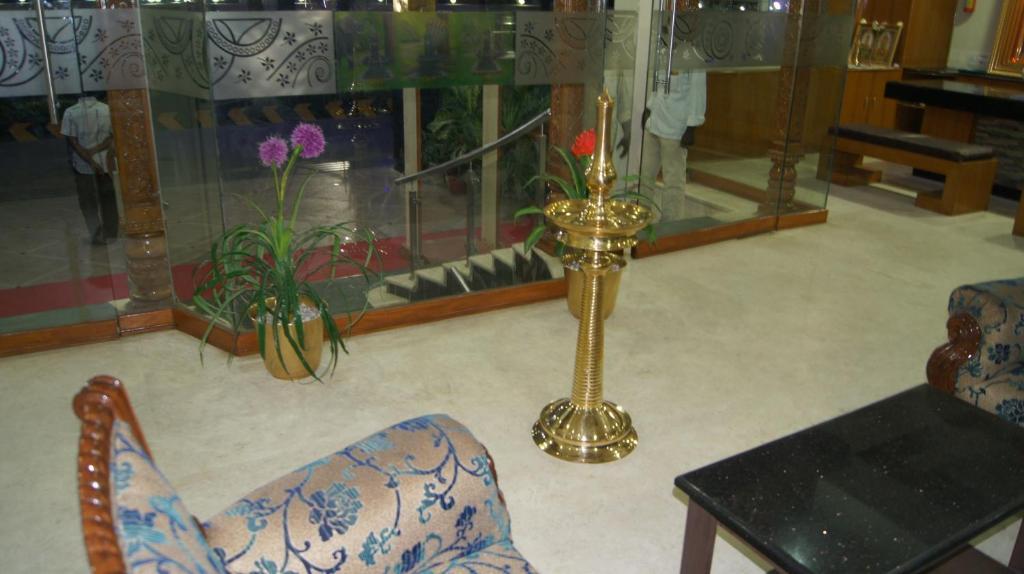 Hotel Mgm Grand Srikalahasti Dış mekan fotoğraf